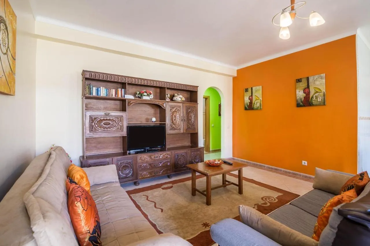 Apartmán T2 Anastacio Com Vista Jardim Olhos de Agua  0*, Olhos de Agua (Albufeira)